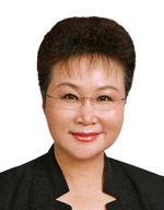 中信银行执行董事长李庆萍女士 中信银行执行董事长李庆萍女士