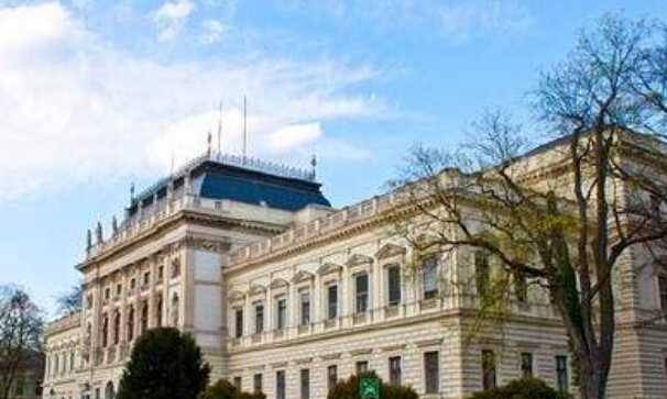 维也纳经济大学
